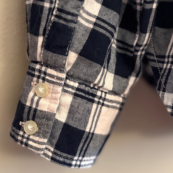 $9🎅🏼Tommy Hilfiger Black White & Baby Pink Plaid Button-Up Long Sleeve Flannel - Picture 14 of 15